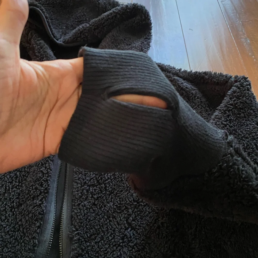 Athleta Black Sherpa Reversible Hoodie Jacket Sz S - Picture 8 of 10